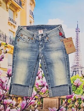 True Religion Sophie Big T‎ Shorts Size 24 NWT